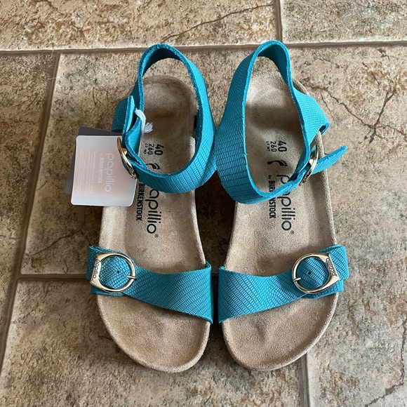 Birkenstock Shoes - NWT Birkenstock Papillio Soley embossed wedge sandals sz 9